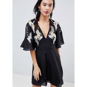 Asos Bird Crane Dress Sz 10 Black Embroidered Asian V Neck‎ Open Back NWT